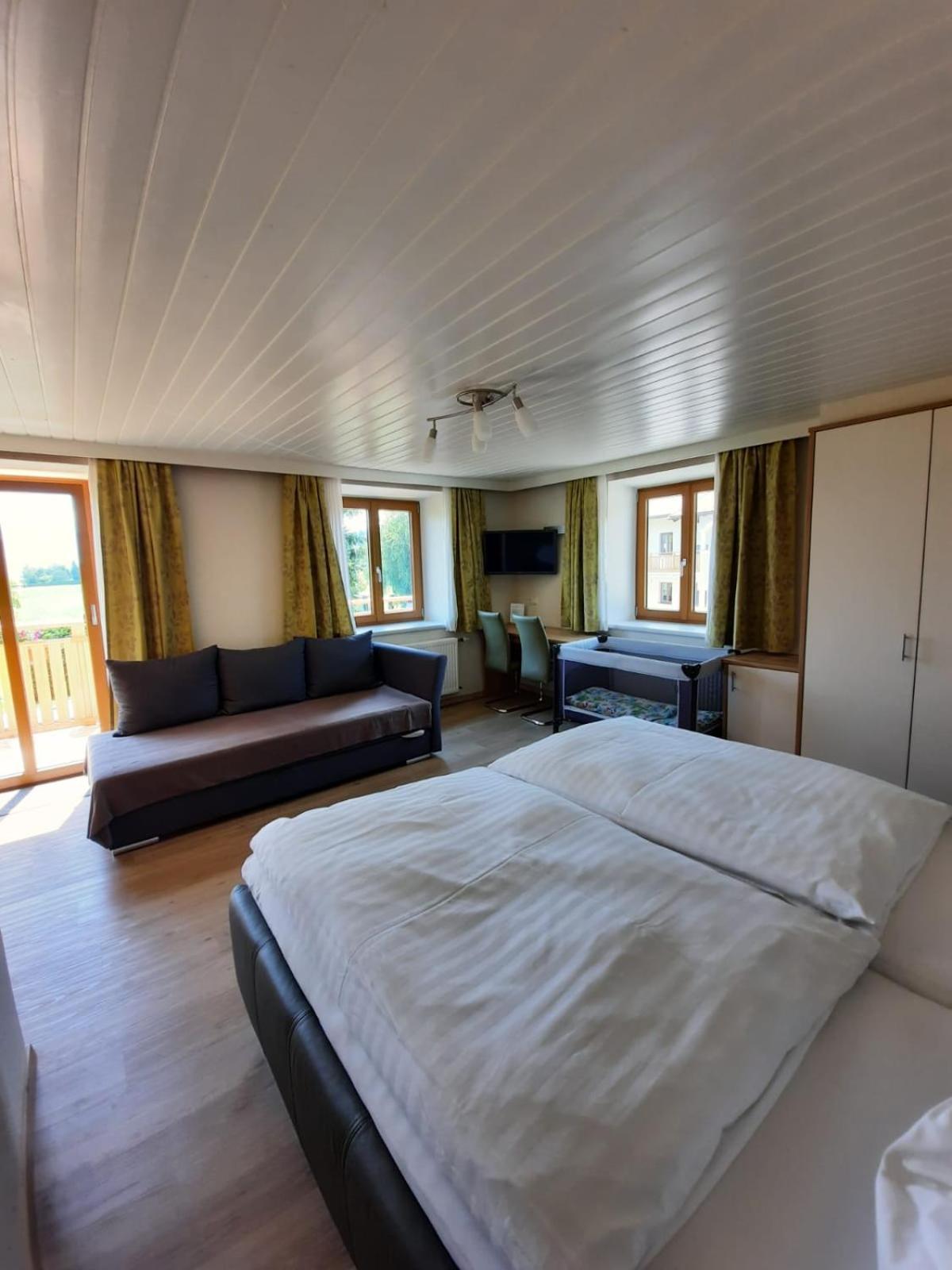 Pension Kreuzinger, 5310 Тифграбен Экстерьер фото
